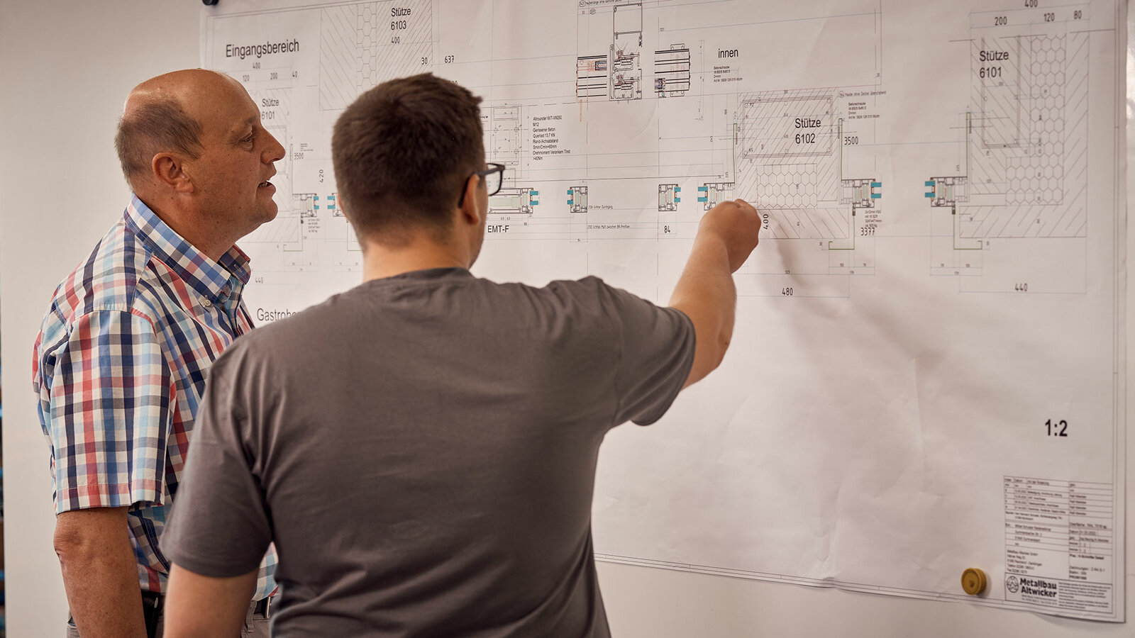 Planungsszene bei Metallbau Altwicker